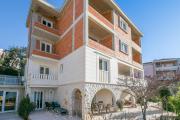 Apartments with parking space Trogir - 23979 Apartments with parking space Trogir - 23979