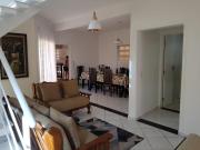 Linda Casa com Piscina e Praia no Litoral Sul de São Paulo - Condomínio com Controle de Acesso