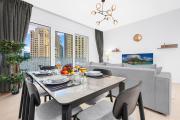 Relaxing 1BR in Dubai With Access to Pool, Gym & Parking