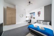 Harlesden, London - Stylish Two-Bedroom Apartment