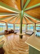 The Escape Beachfront - GRAND Villa