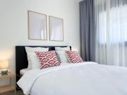 Near Beach and Easy Parking - By Solstad