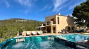 Casa en Cala Vadella con piscina y vistas al mar