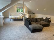 Top Royal Wootton Bassett