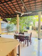 Uluwatu Surf Hostel - Arugambay