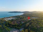 8-min Walk to Beach with Pool & Golf