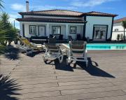 Spacious, quiet, charming villa with private pool and close to Lisbon