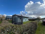 Familie bungalow aan het meer
