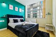 Chic City Escape - 1BR City Centre