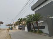 Apto Aconchegante a 30 mts do Mar e Pertinho do Centro