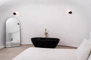 Top Oia