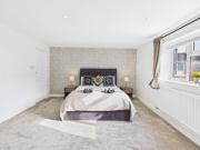 Modern Guest Room in West Midlands with Private Entrance
