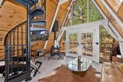 Acute A-frame Cabin w WiFi, close drive to lake!