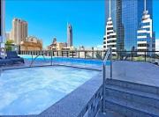 Circle on Cavill 2-Bed Sea View