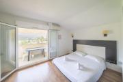STUDIO Saint-Florent STUDIO Saint-Florent
