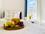 Spacious 4 Bed, Family & Contractors Luton Airport & M1