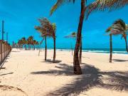 Porto das Dunas Apê na Areia com Banheira, lazer total e estrutura de praia para toda a Família