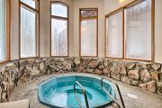 Hot Tub Access Bright Breckenridge Condo
