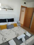 Apartamento familiar con piscina