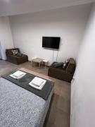 Booking Apartments Alone 2