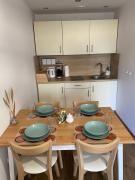 Top Debina Top Debina