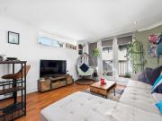 Stylish Apartment by London Fields with a Balcony - Pass the Keys