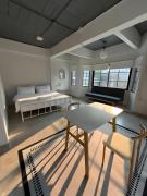 XX Yellow Place Sukhumvit Soi 2 - BTS Nana