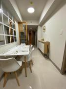 Happy Sunshine Staycation Moa near Airport