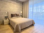 Malberry Park 101 - Modern 2bedroom Apt with Shared Heated Pool, Sauna, Gym, Jacuzzi