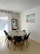 Résidence Sun Beach - Appartement vue mer avec 2 balcons, proche plage MAE-9694