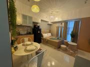 Staycation near Venice Mall mckinley taguig