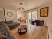 T3 dans Résidence avec Piscine , plage à pieds et proche commerces