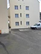 Chez Hortense - 5 mins à pied du centre-ville - place de stationnement Chez Hortense - 5 mins à pied du centre-ville - place de stationnement