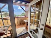 Top Naalehu