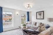 Queens Mews Brand New Luxury Home with Parking Queens Mews Brand New Luxury Home with Parking