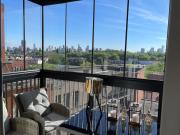 Beautiful luxury Apartment with Skyline