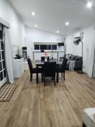 Top Greenvale