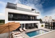 Luxury Villa Vesper- Private Pool, Hot Tub, Rooftop terrace, Gym Luxury Villa Vesper- Private Pool, Hot Tub, Rooftop terrace, Gym
