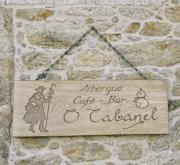 O Cabanel Albergue-Bar