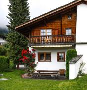 Haus 1 - 4.5 Zimmer Haus in ruhiger Wohngegend mit Garten