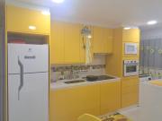 Quarto confortável pertinho da praia