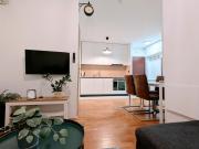 DoMa-Lu apartment-near airport and highway- free parking