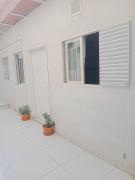 D apartaestudio amoblado central con cocina y baño