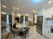 Sheryll Escapes - La Grande 11th floor Phase 2, posh 1BR balcony!