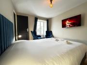 E4 Reton Suite avec Balnéo T2 au couur d Épernay