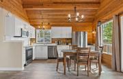 Lake Vibes 3 BD 1 BA Cottage steps from the Lake