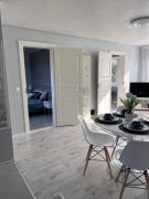 Nõva, Külaliskorter, mere ääres