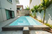 Tagvilla Bongkot Pool Villa in Pattaya 4 Bedroom