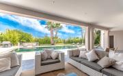 Magnificent villa, heated pool, air cond, sea view