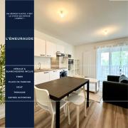 LÉmeraude - Proche Hôpital - Parking - Clim - Fibre - Terrasse